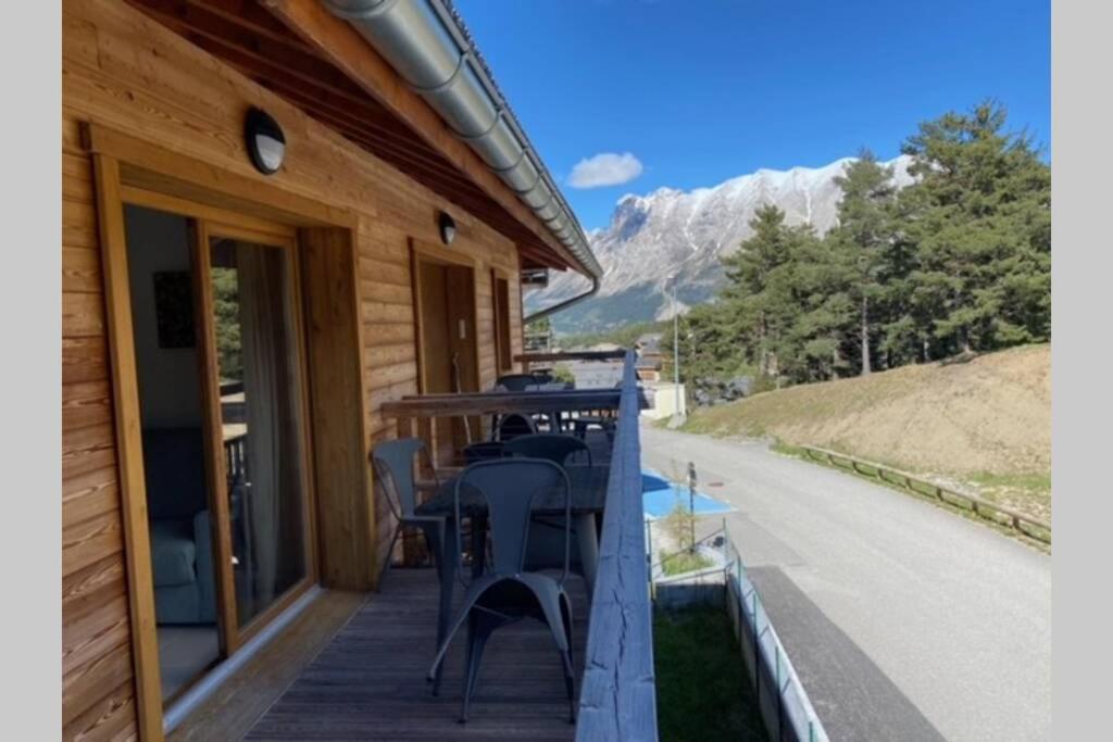 Appartement De Charme Dans Residence Avec Piscine La Joue Du Loup Saint-Étienne-en-Dévoluy 외부 사진