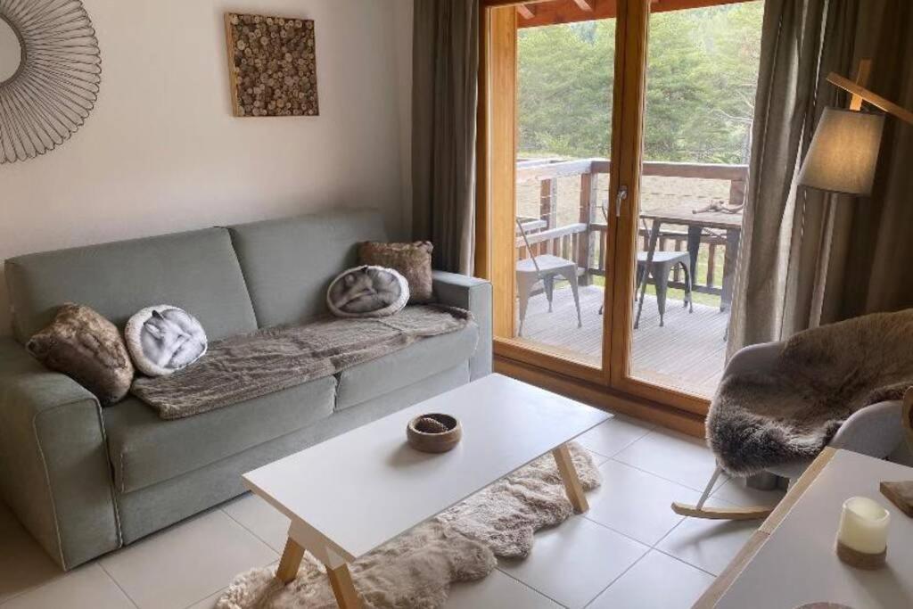 Appartement De Charme Dans Residence Avec Piscine La Joue Du Loup Saint-Étienne-en-Dévoluy 외부 사진